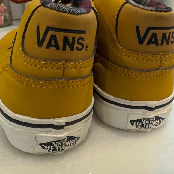 Vans Off The Wall Youth US Size 2.5 Light Brown Leather Flannel Lined Shoes - Picture 3 of 5